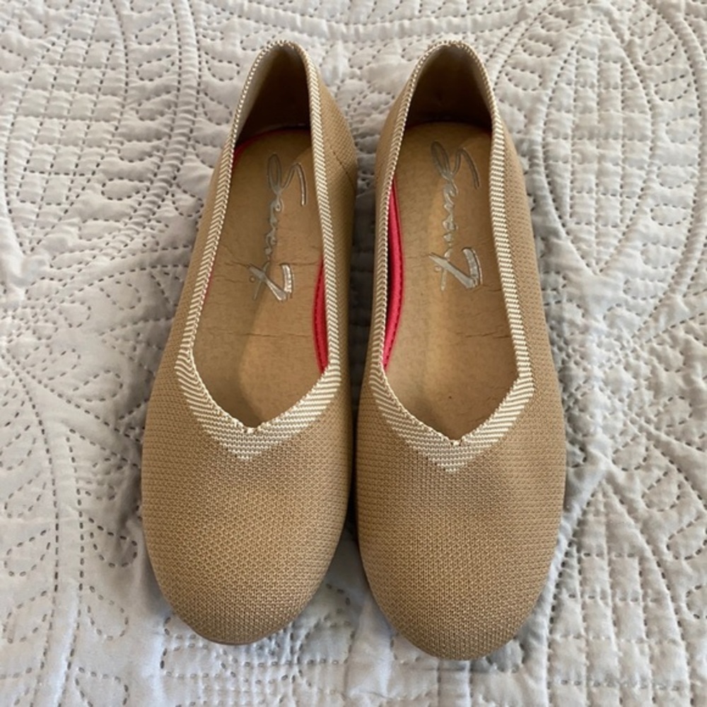 Taupe Seven7 Flats